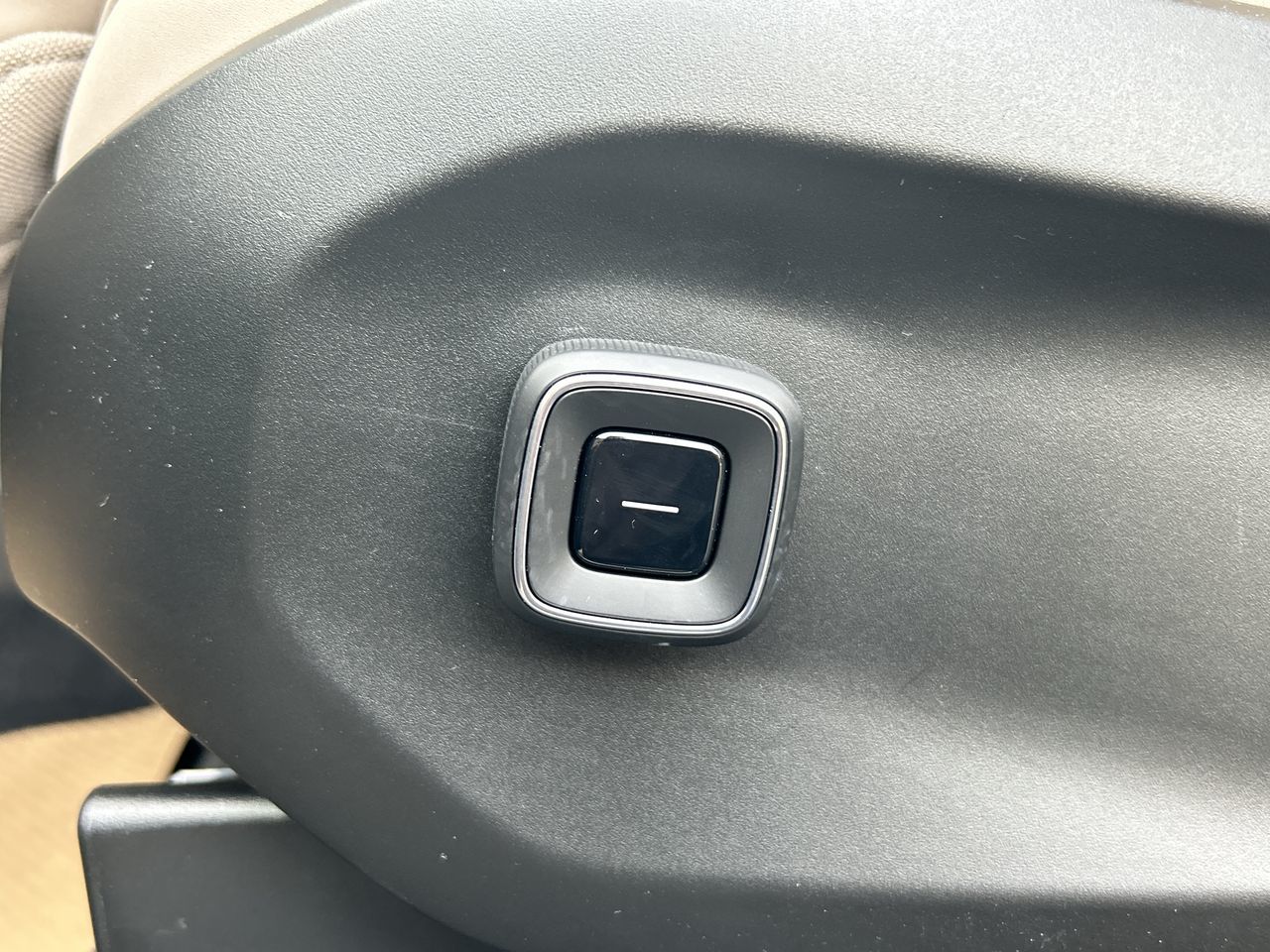 2025 Volvo EX90 in Richmond, British Columbia