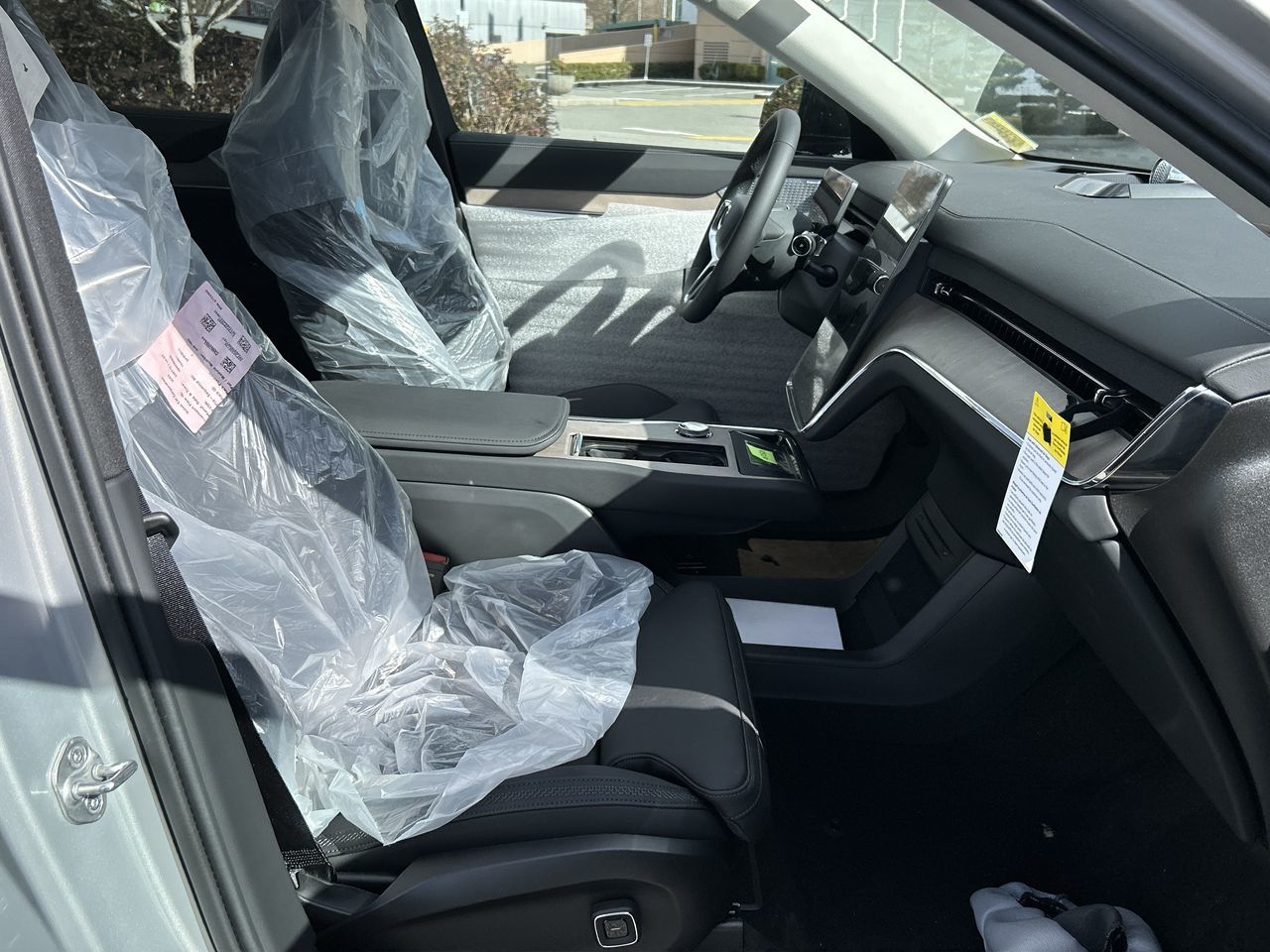 2025 Volvo EX90 in Richmond, British Columbia
