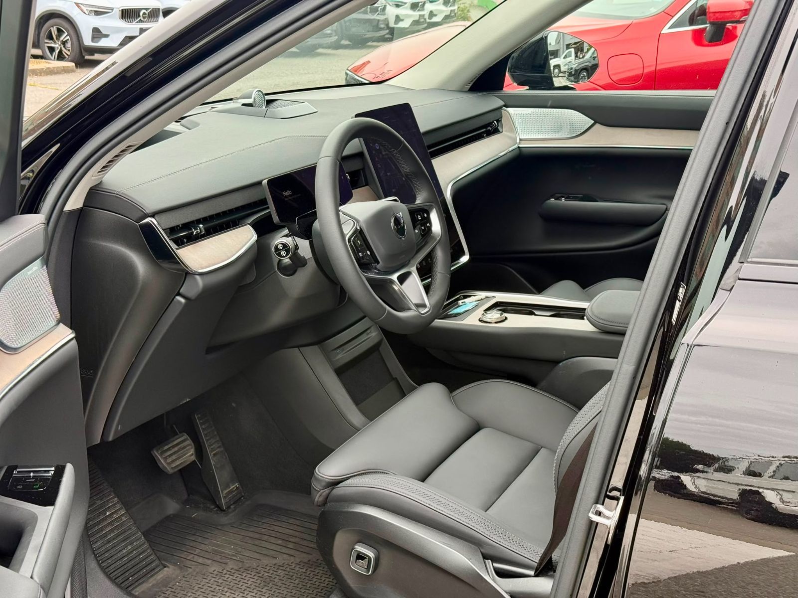 2025 Volvo EX90 in Richmond, British Columbia