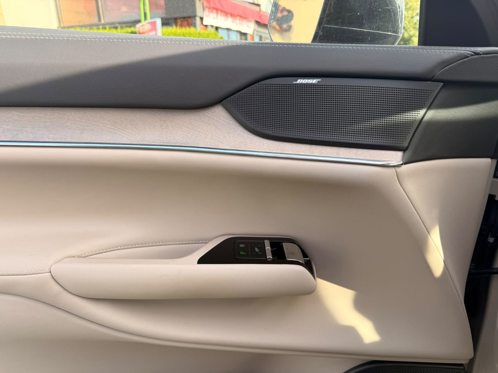 2025 Volvo EX90 in Richmond, British Columbia