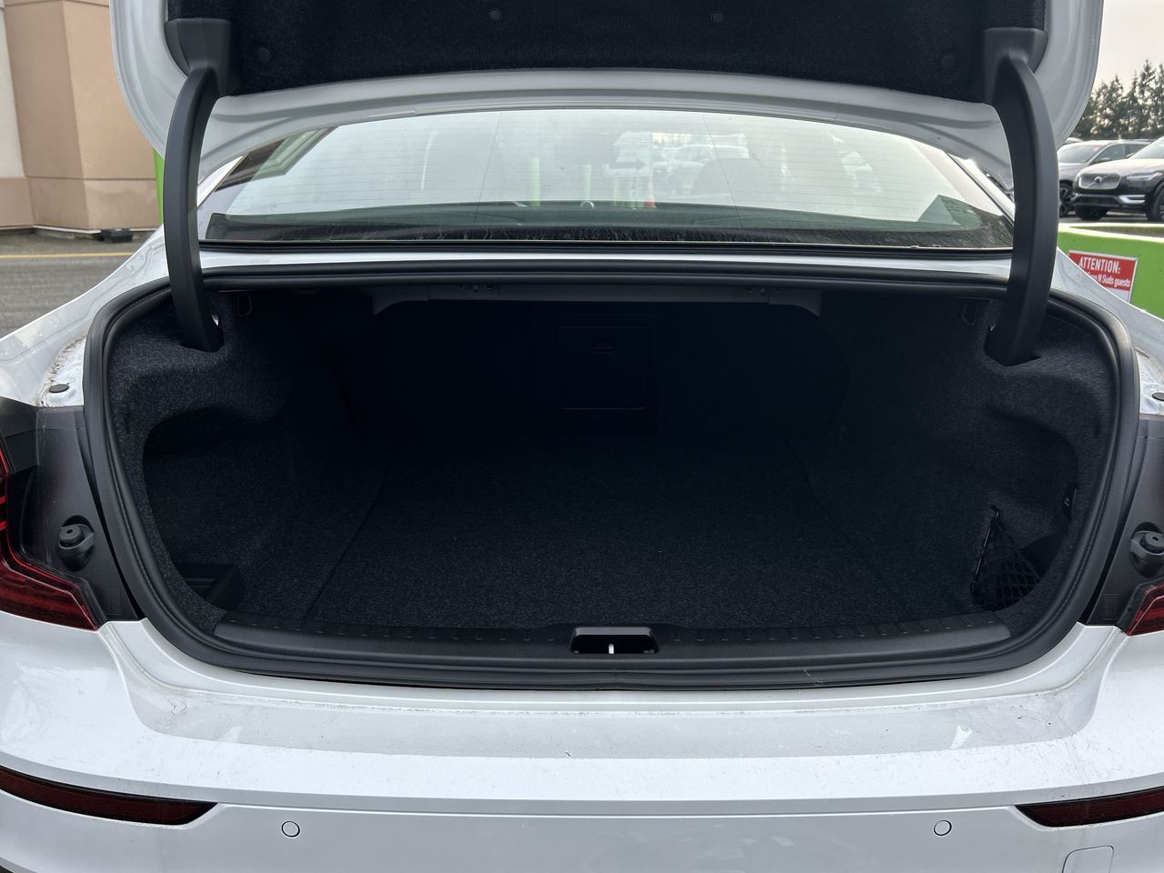 Volvo S60 Plug-in hybrid  2025 à Richmond, Colombie-Britannique