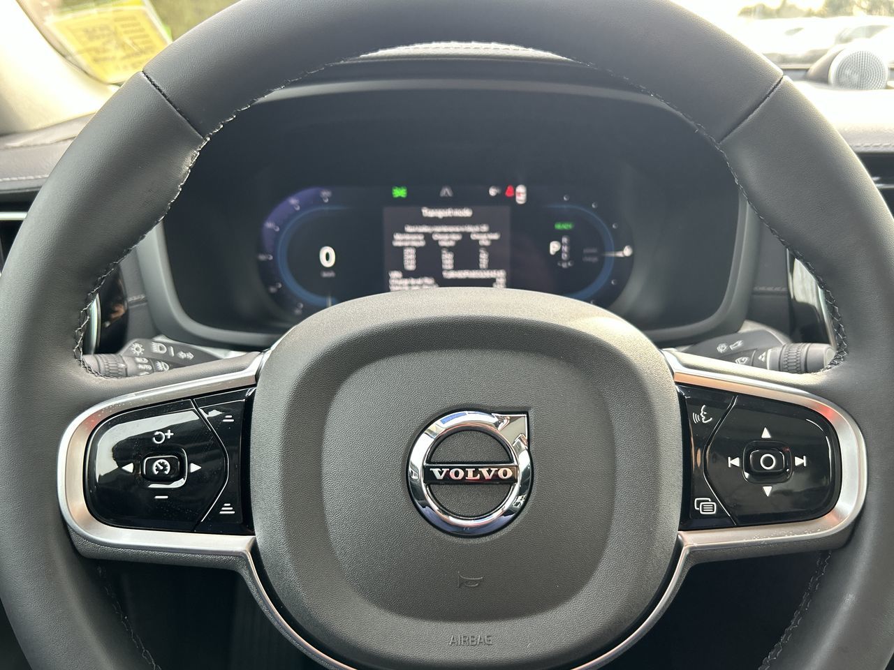 Volvo S60 Plug-in hybrid  2025 à Richmond, Colombie-Britannique