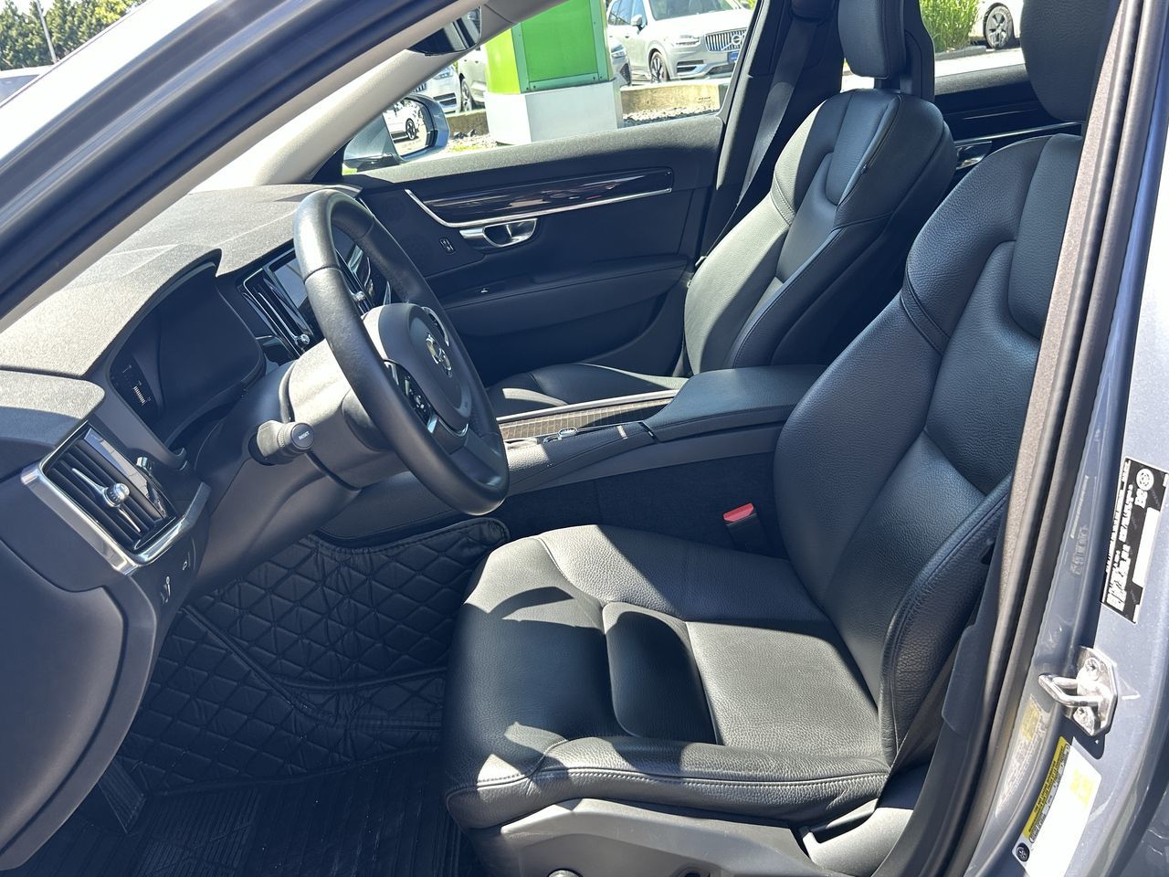 2018 Volvo S90 in Richmond, British Columbia