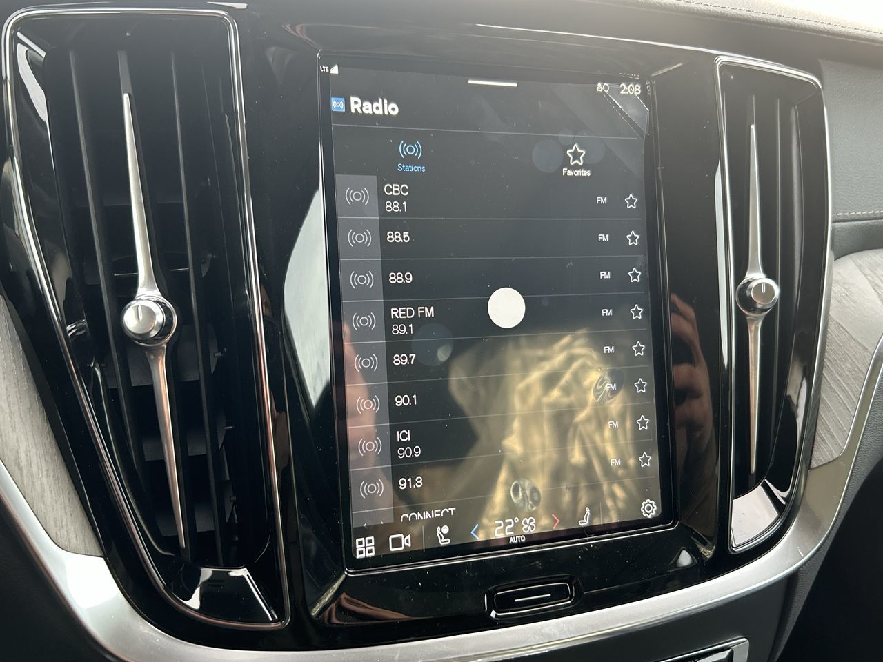 2025 Volvo V60 Cross Country in Richmond, British Columbia