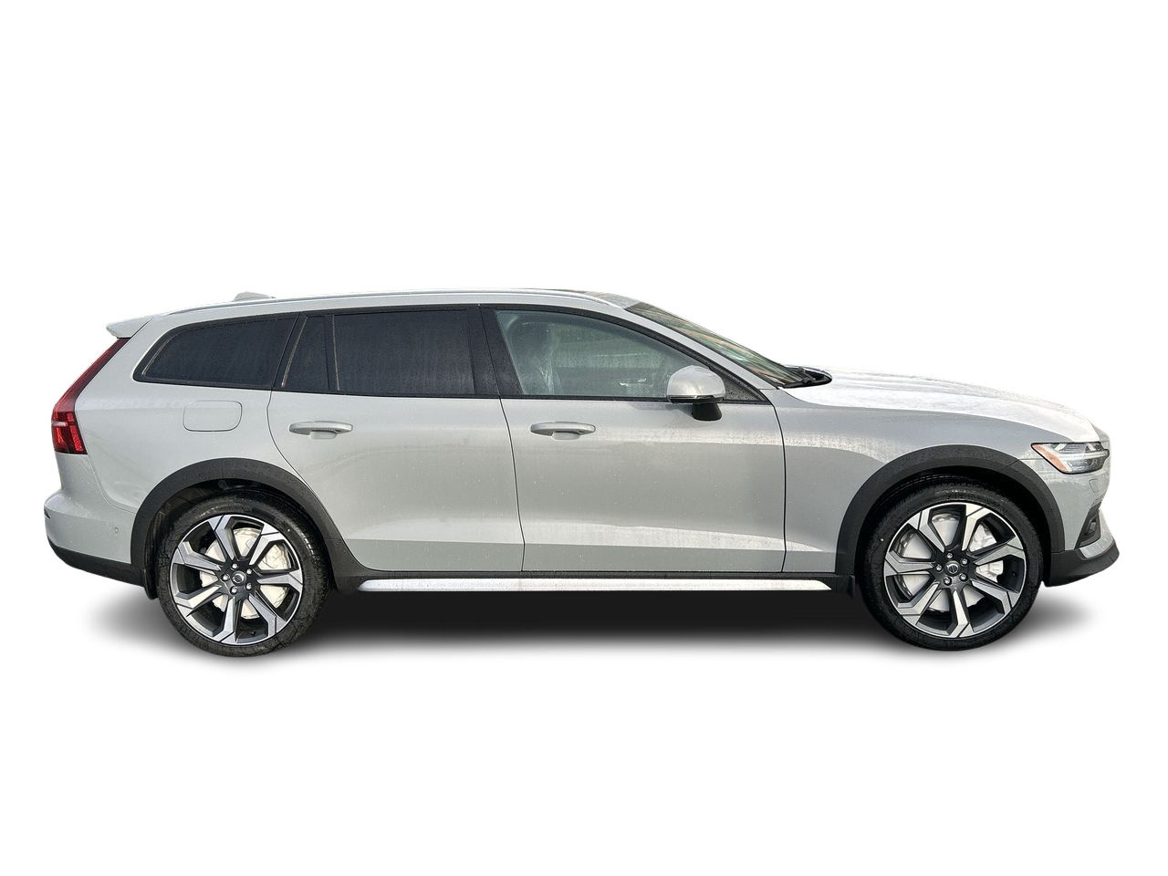 2025 Volvo V60 Cross Country in Richmond, British Columbia