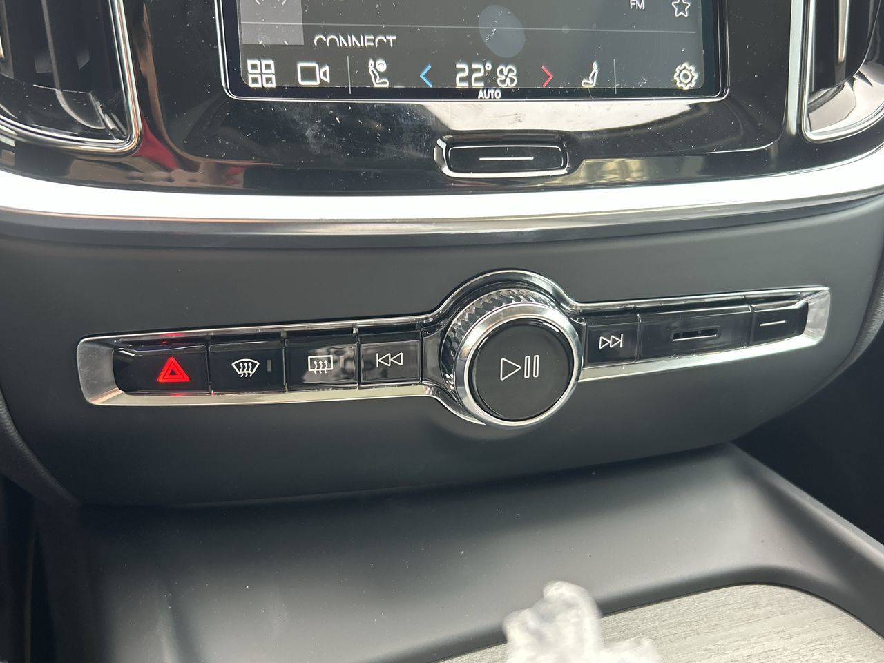 2025 Volvo V60 Cross Country in Richmond, British Columbia