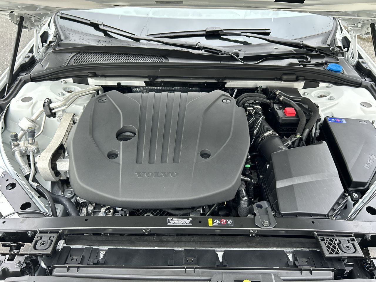 2025 Volvo V60 Cross Country in Richmond, British Columbia