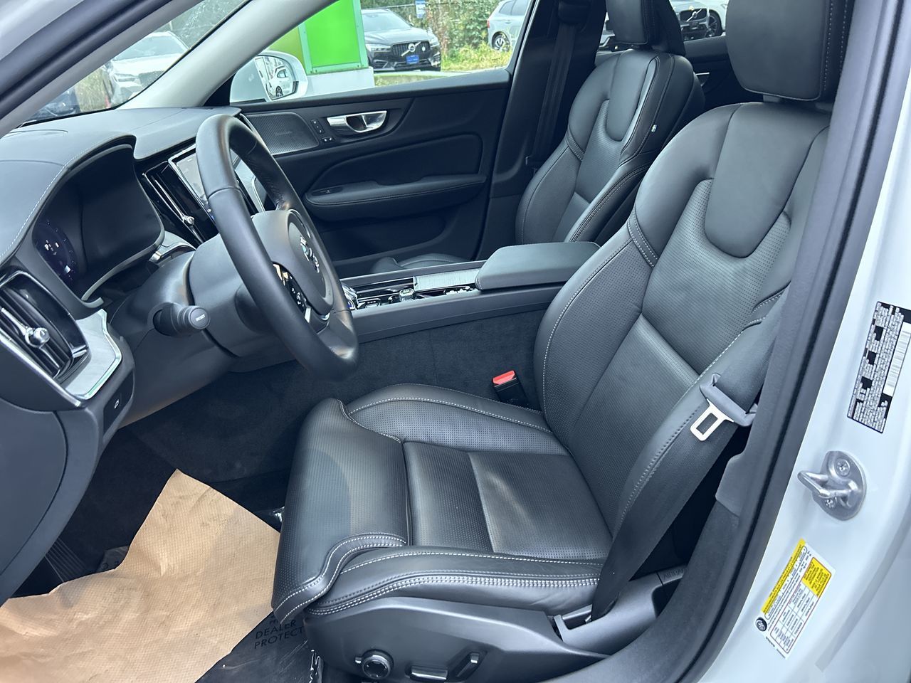 2025 Volvo V60 Cross Country in Richmond, British Columbia