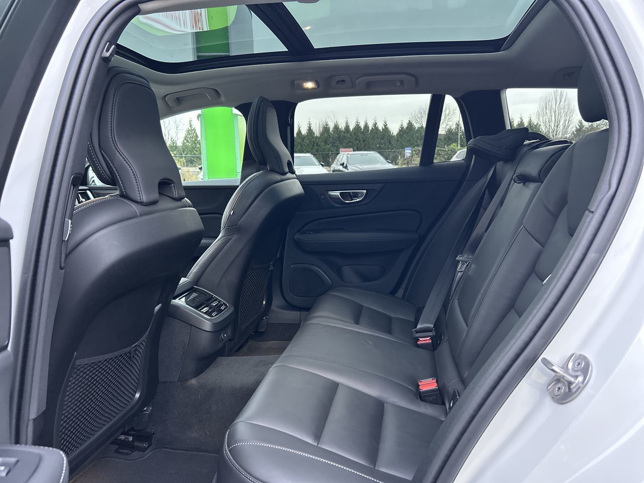 2025 Volvo V60 Cross Country in Richmond, British Columbia