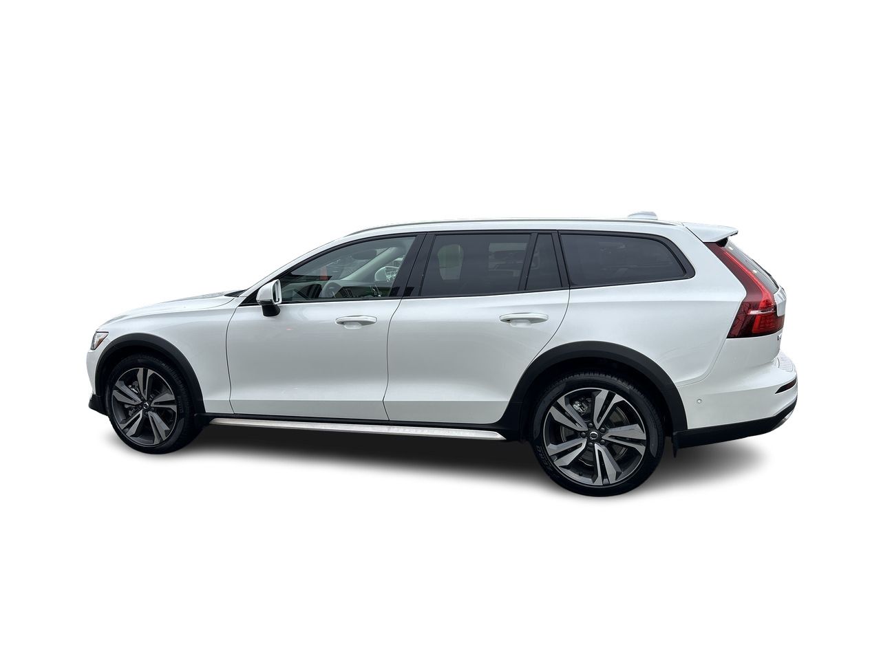 2025 Volvo V60 Cross Country in Richmond, British Columbia