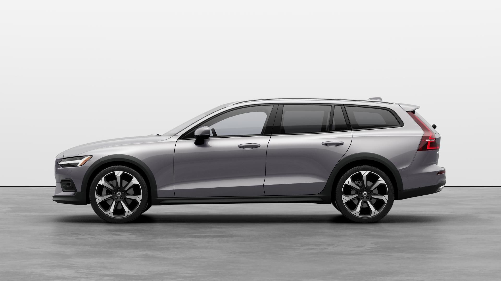 2026 Volvo V60 Cross Country in Richmond, British Columbia