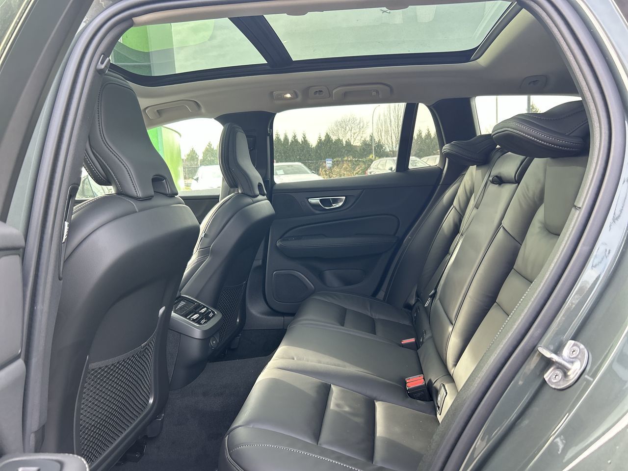 Volvo V60 Cross Country  2026 à Richmond, Colombie-Britannique