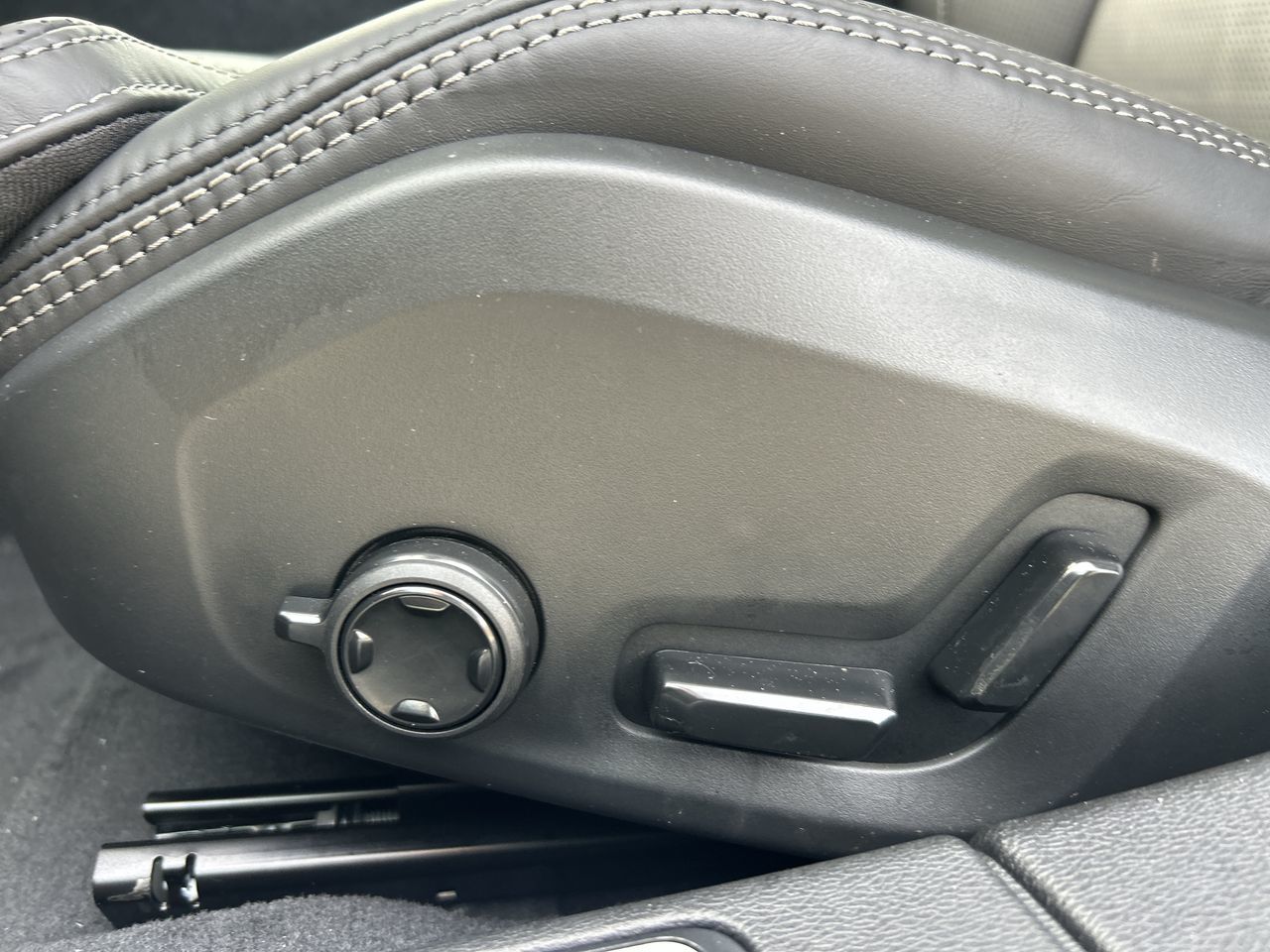 Volvo V60 Cross Country  2026 à Richmond, Colombie-Britannique