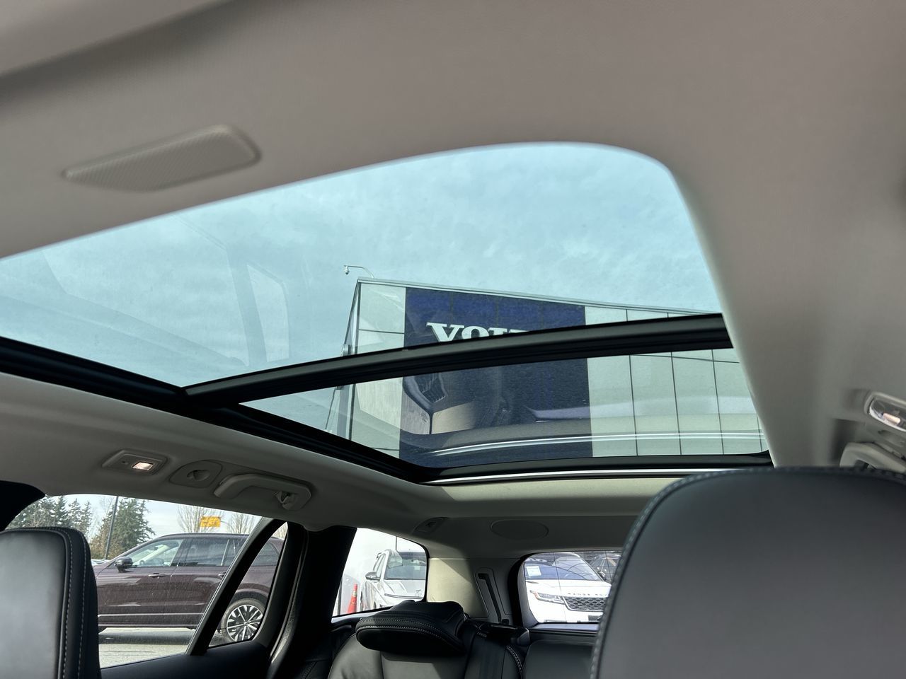 Volvo V60 Cross Country  2026 à Richmond, Colombie-Britannique