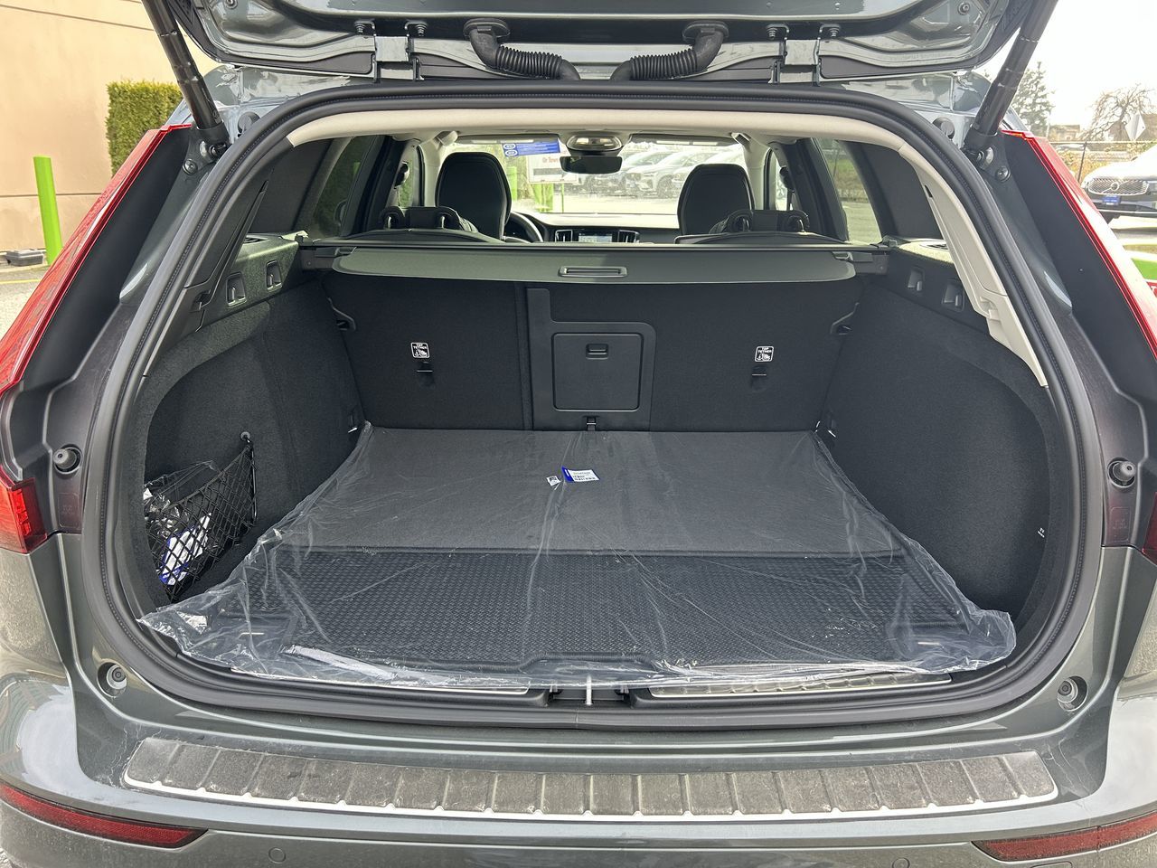 Volvo V60 Cross Country  2026 à Richmond, Colombie-Britannique