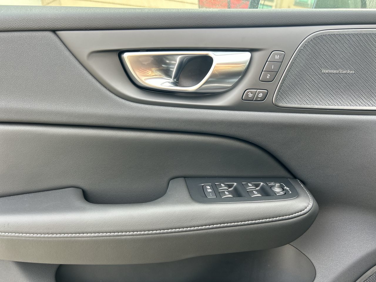 Volvo V60 Cross Country  2026 à Richmond, Colombie-Britannique