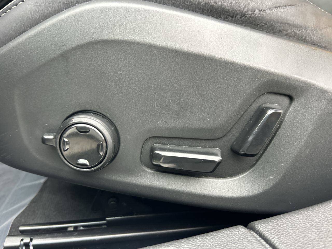 Volvo V60 Plug-In Hybrid  2025 à Richmond, Colombie-Britannique