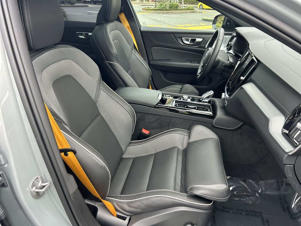 Volvo V60 Plug-In Hybrid  2025 à Richmond, Colombie-Britannique