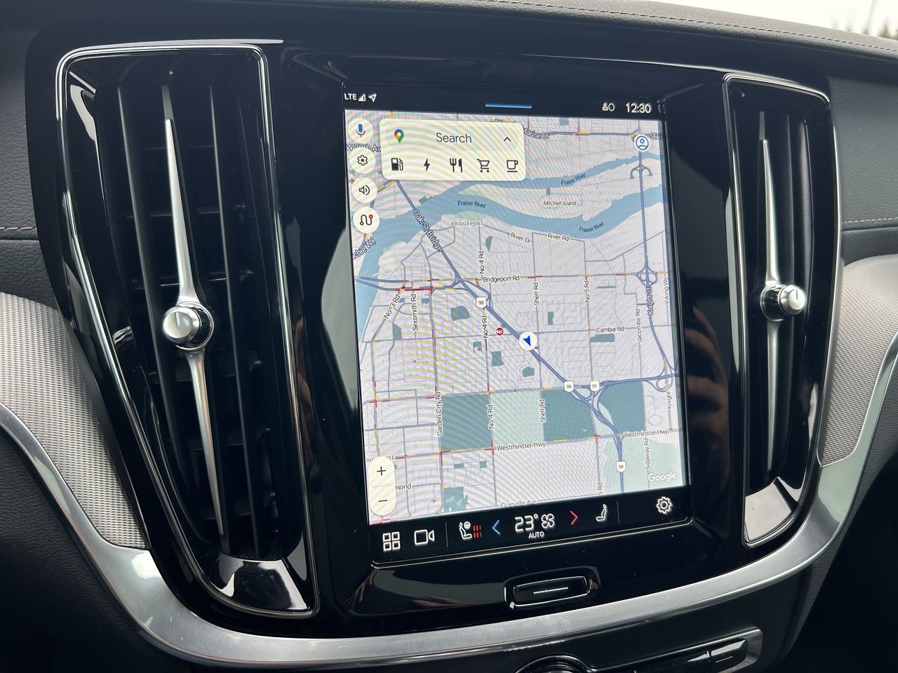 Volvo V60 Plug-In Hybrid  2025 à Richmond, Colombie-Britannique