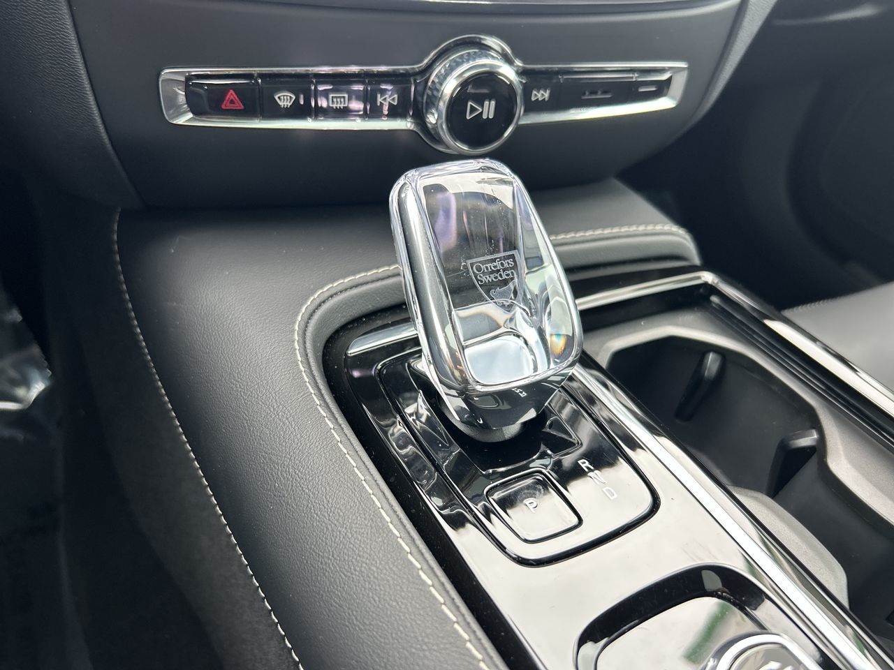 Volvo V60 Plug-In Hybrid  2025 à Richmond, Colombie-Britannique