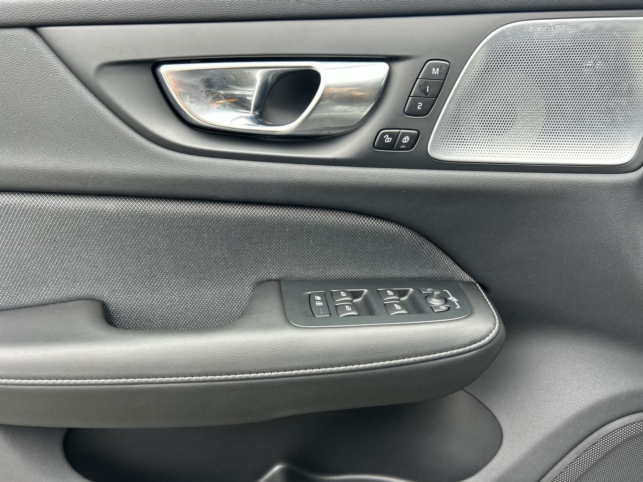 Volvo V60 Plug-In Hybrid  2025 à Richmond, Colombie-Britannique