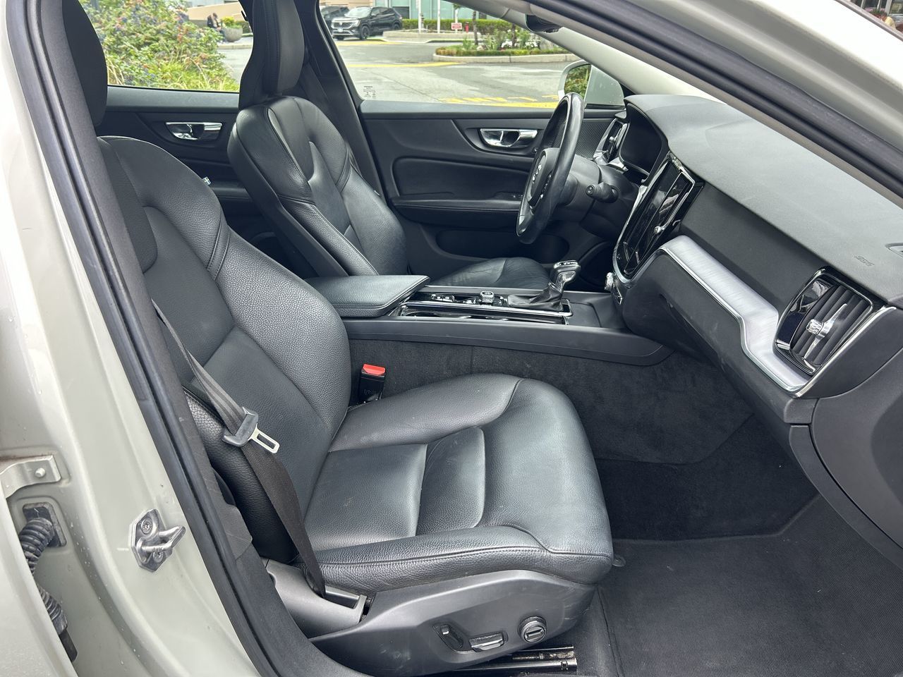 2019 Volvo V60 in Richmond, British Columbia