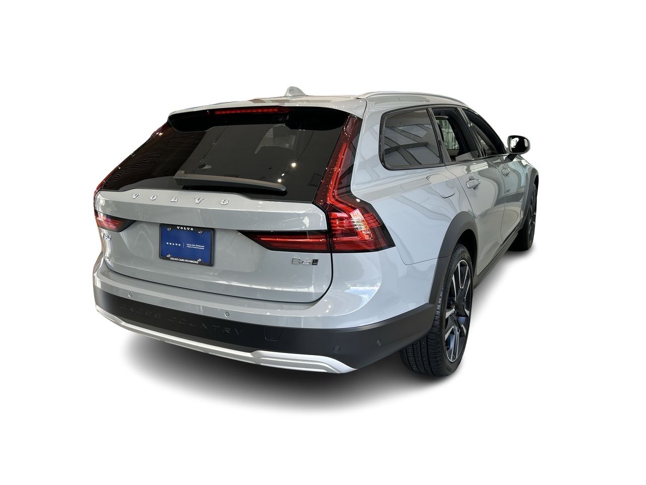 2026 Volvo V90 Cross Country in Richmond, British Columbia