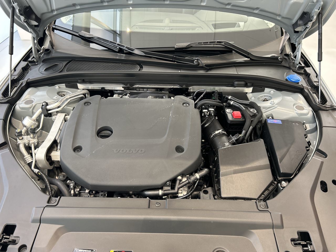 2026 Volvo V90 Cross Country in Richmond, British Columbia