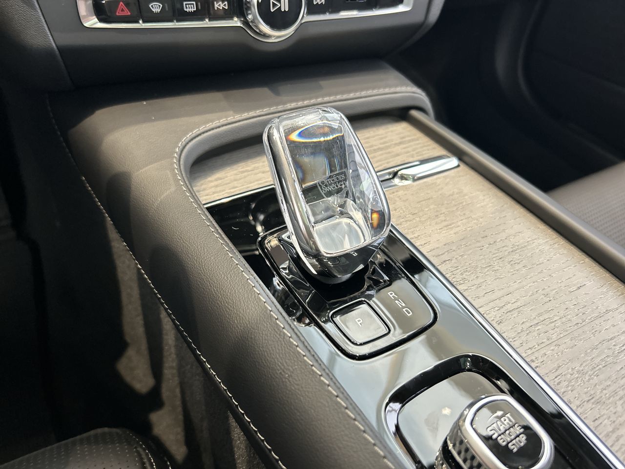 2026 Volvo V90 Cross Country in Richmond, British Columbia