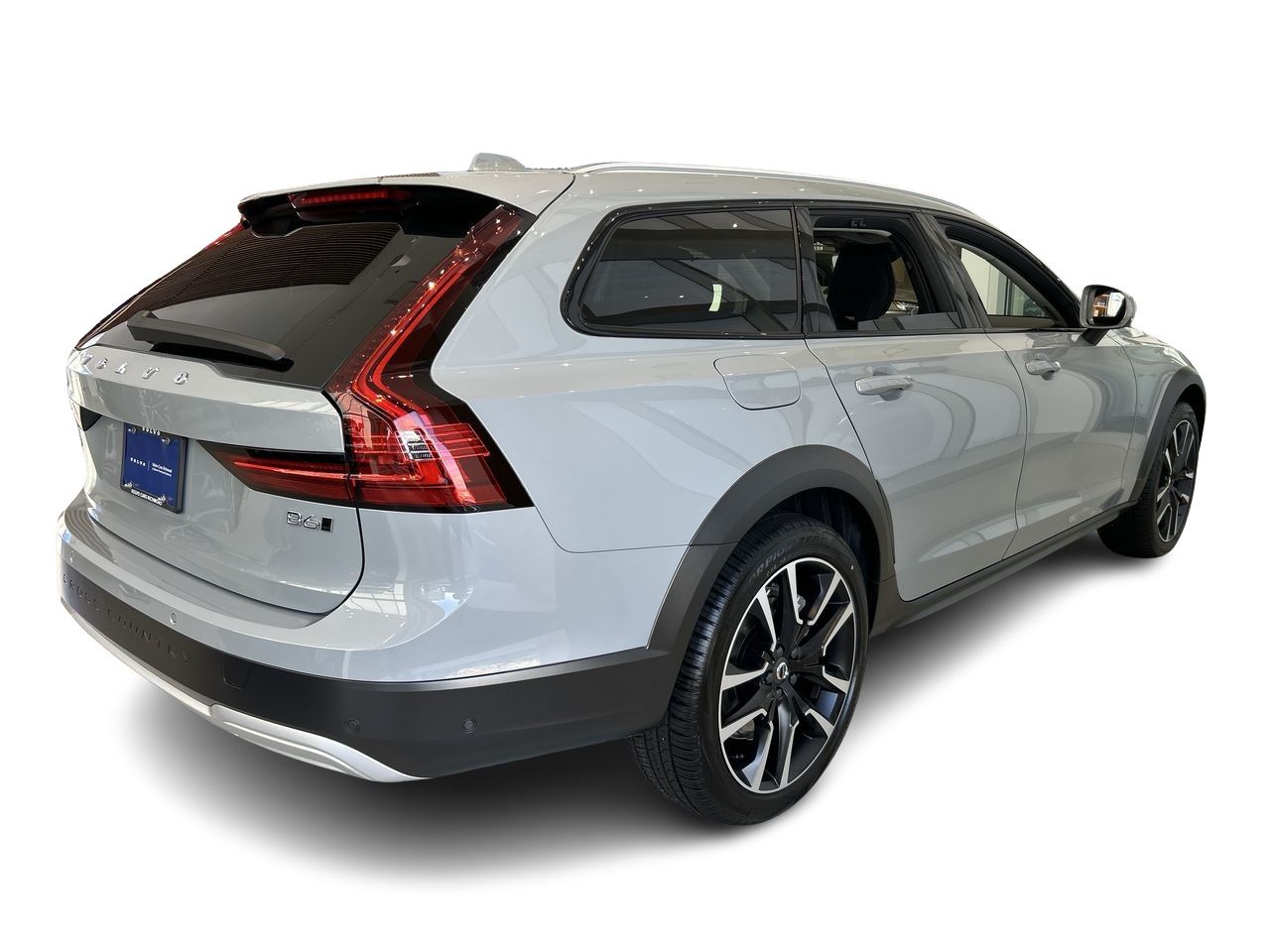 2026 Volvo V90 Cross Country in Richmond, British Columbia
