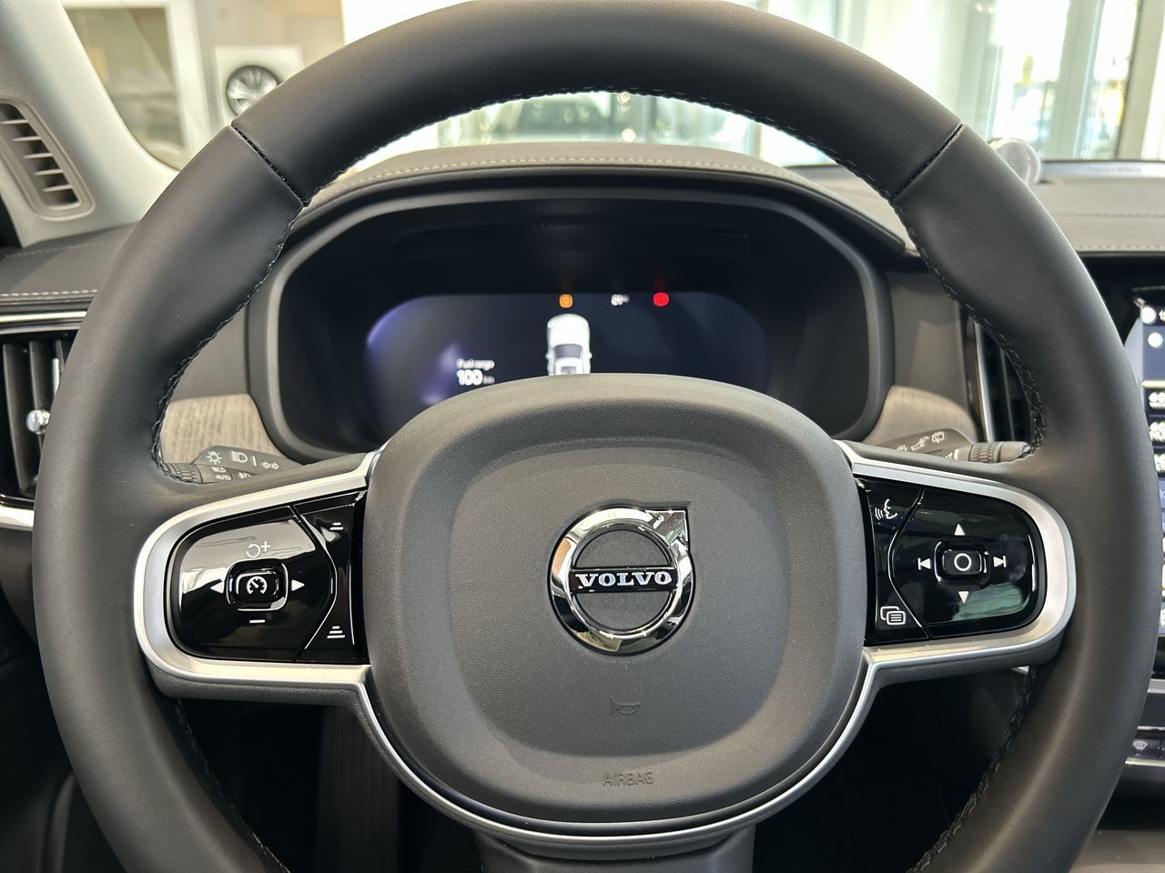 2026 Volvo V90 Cross Country in Richmond, British Columbia