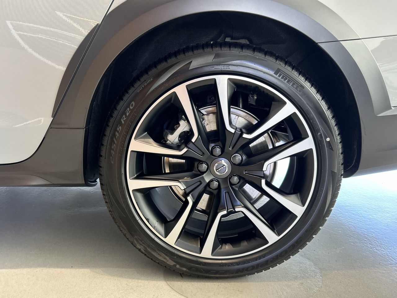 2026 Volvo V90 Cross Country in Richmond, British Columbia