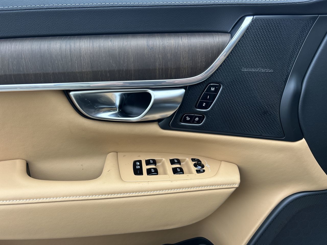 Volvo V90 Cross Country  2026 à Richmond, Colombie-Britannique