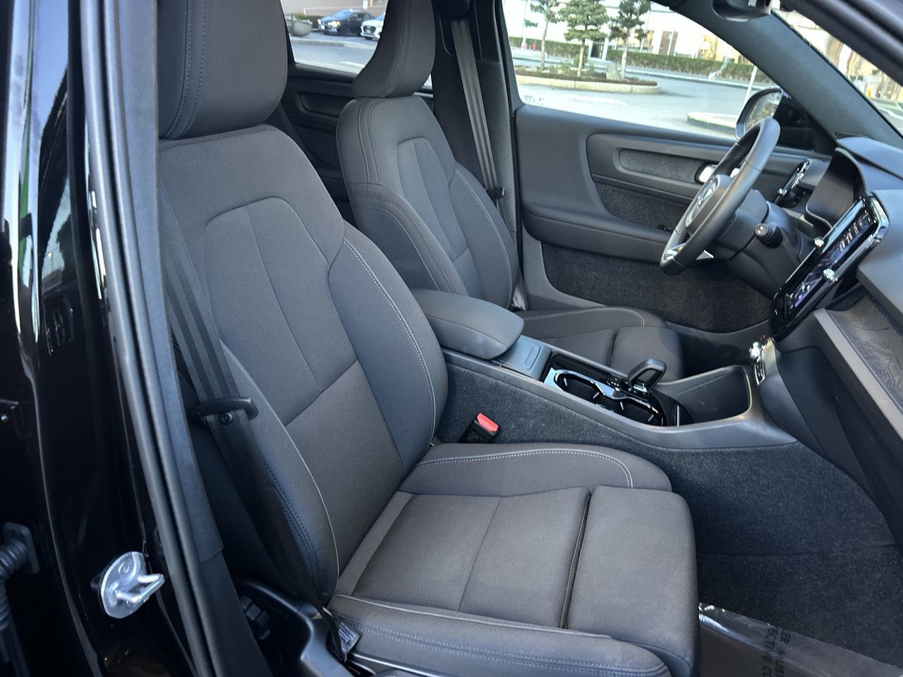 Volvo XC40 Recharge Pure Electric  2024 à Richmond, Colombie-Britannique