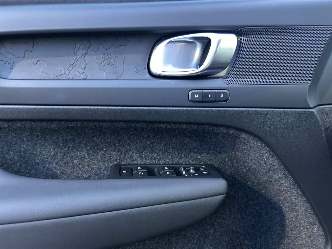 Volvo XC40 Recharge Pure Electric  2024 à Richmond, Colombie-Britannique