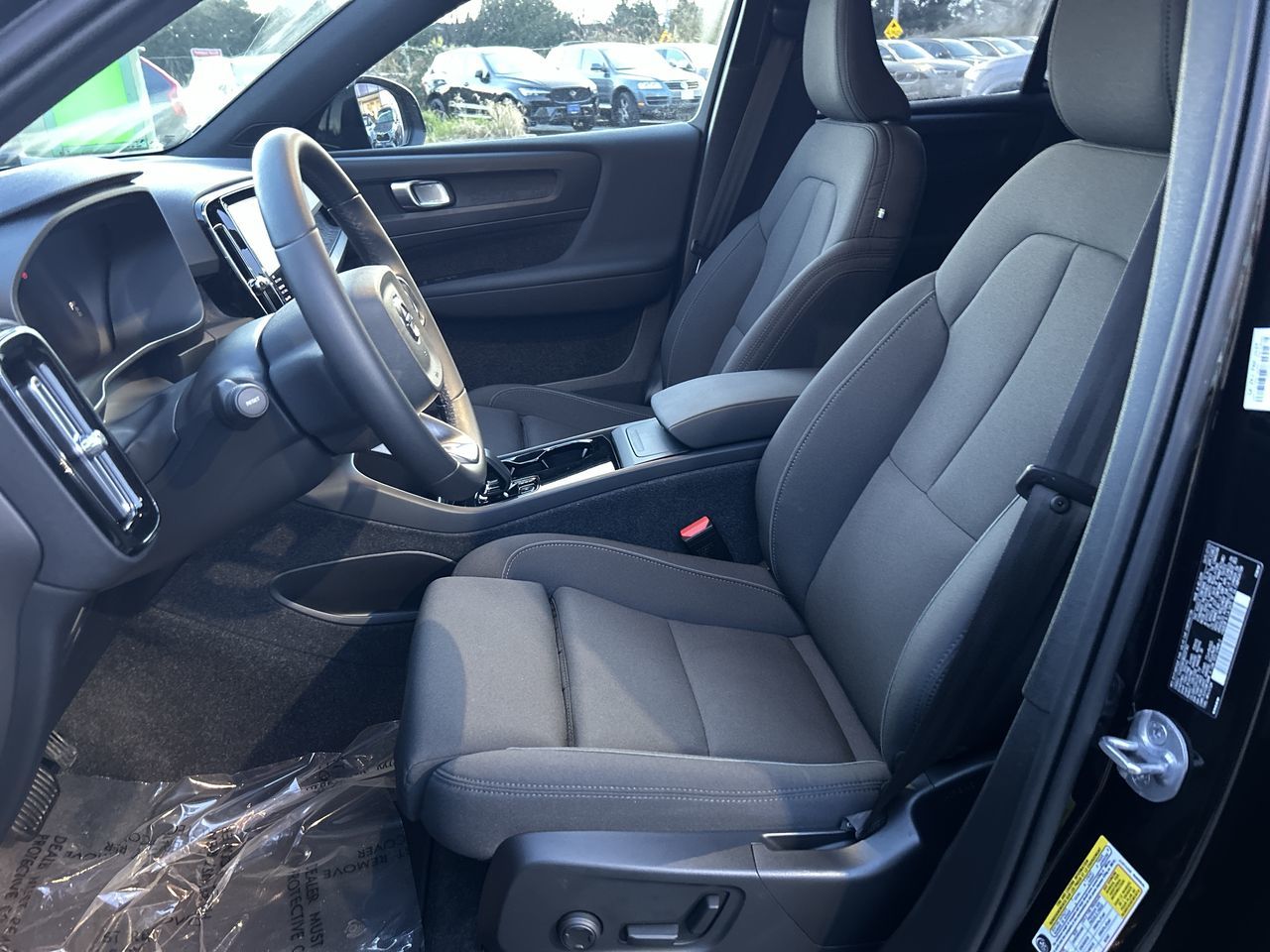 Volvo XC40 Recharge Pure Electric  2024 à Richmond, Colombie-Britannique