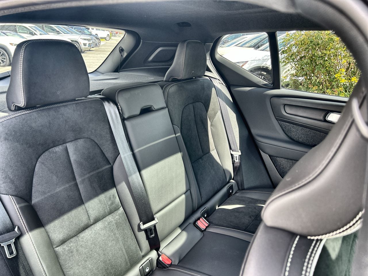 2024 Volvo XC40 Recharge Pure Electric in Richmond, British Columbia