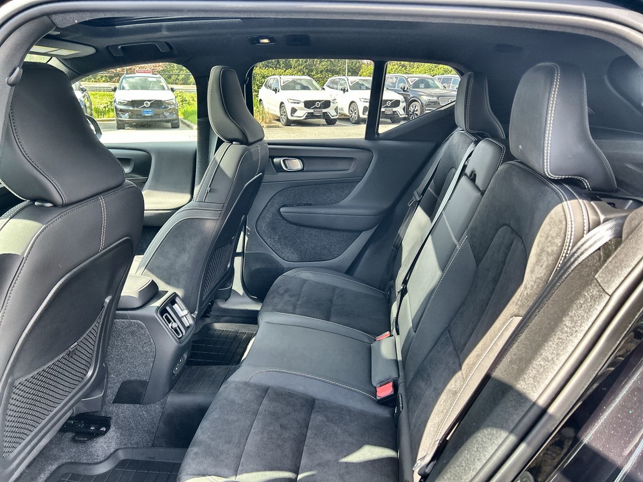 2024 Volvo XC40 Recharge Pure Electric in Richmond, British Columbia