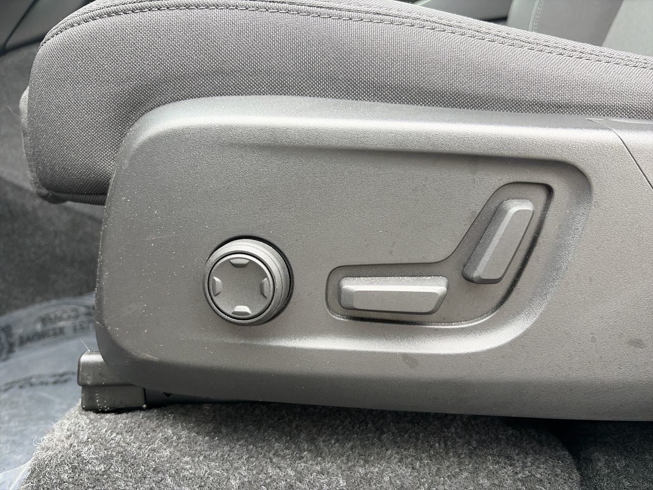 Volvo XC40 Recharge Pure Electric  2024 à Richmond, Colombie-Britannique