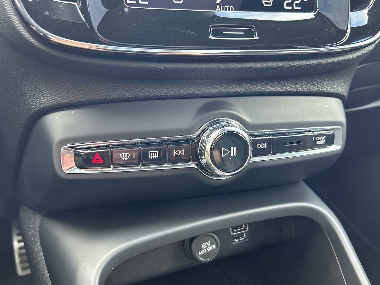 2021 Volvo XC40