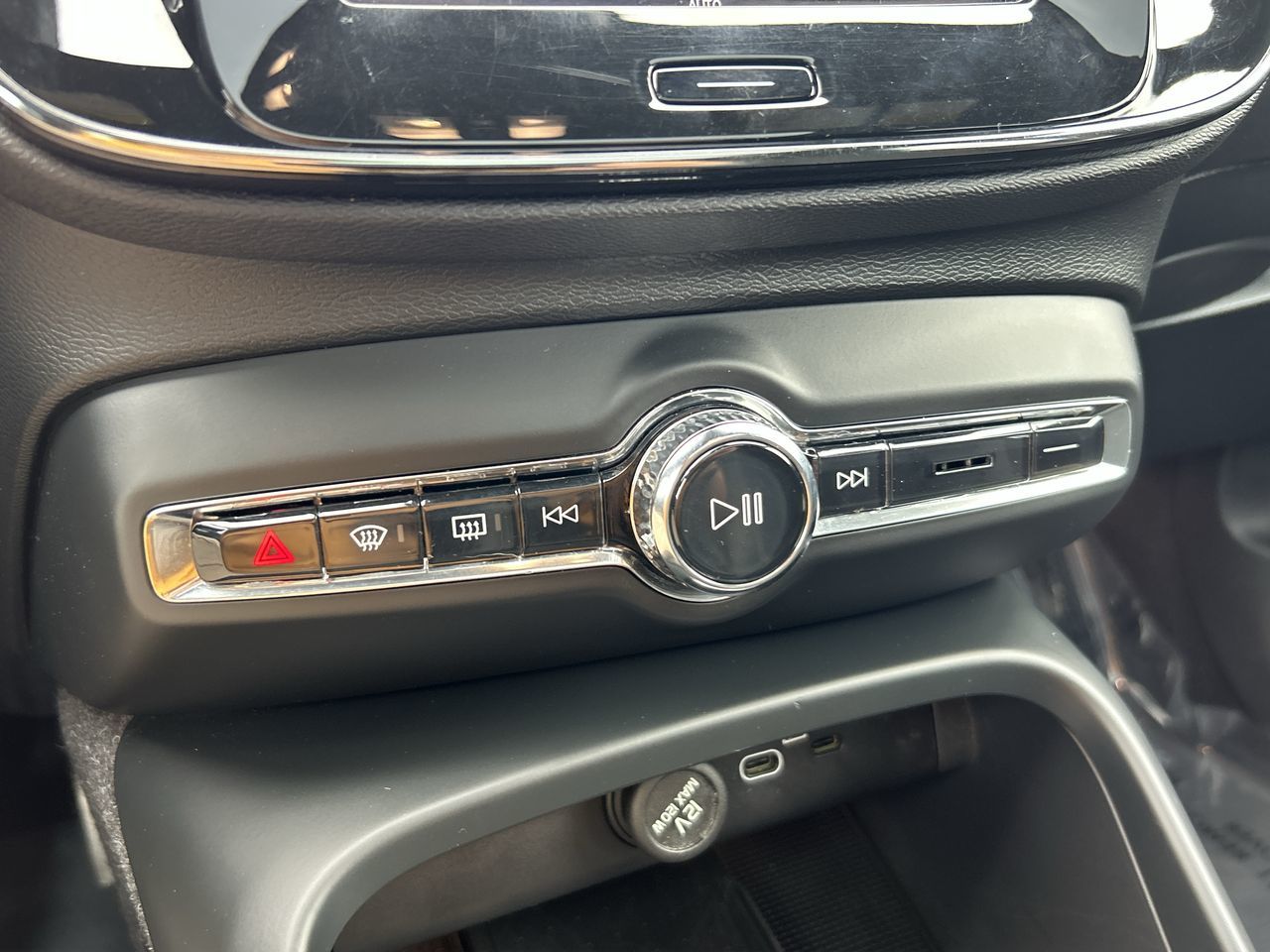 2021 Volvo XC40 in Richmond, British Columbia