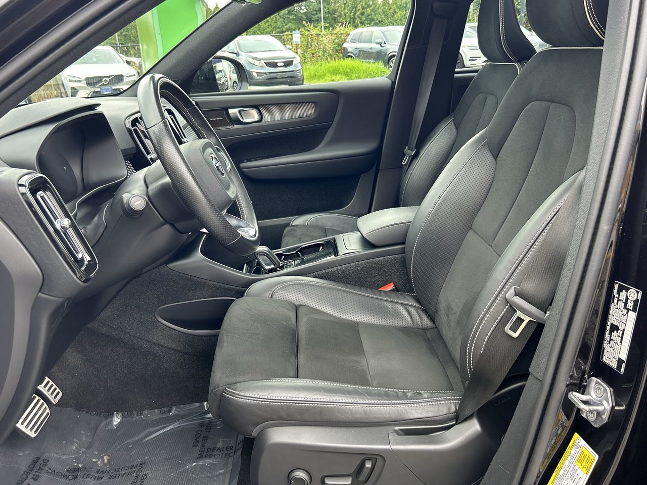 2021 Volvo XC40 in Richmond, British Columbia
