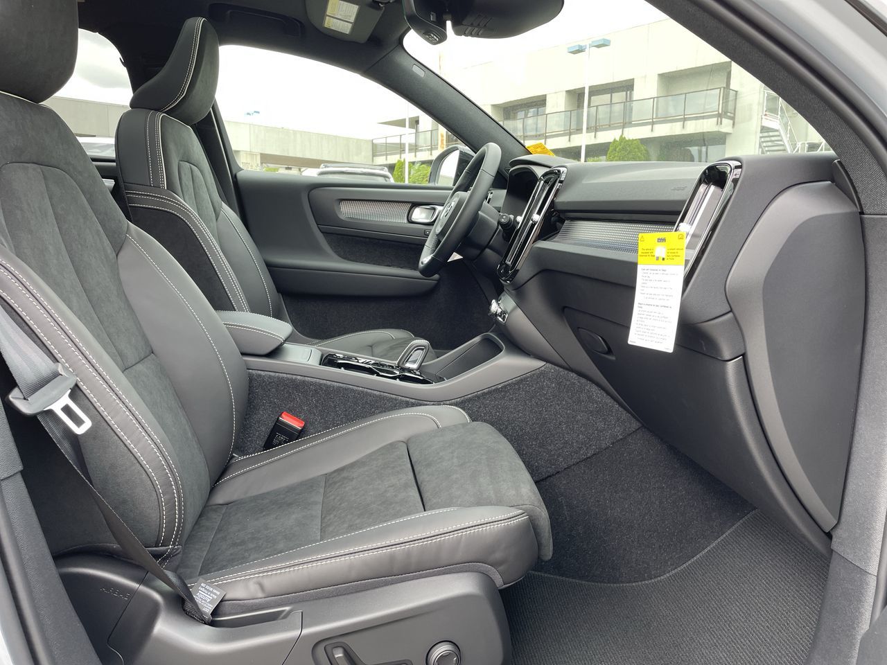 2022 Volvo XC40 in Richmond, British Columbia