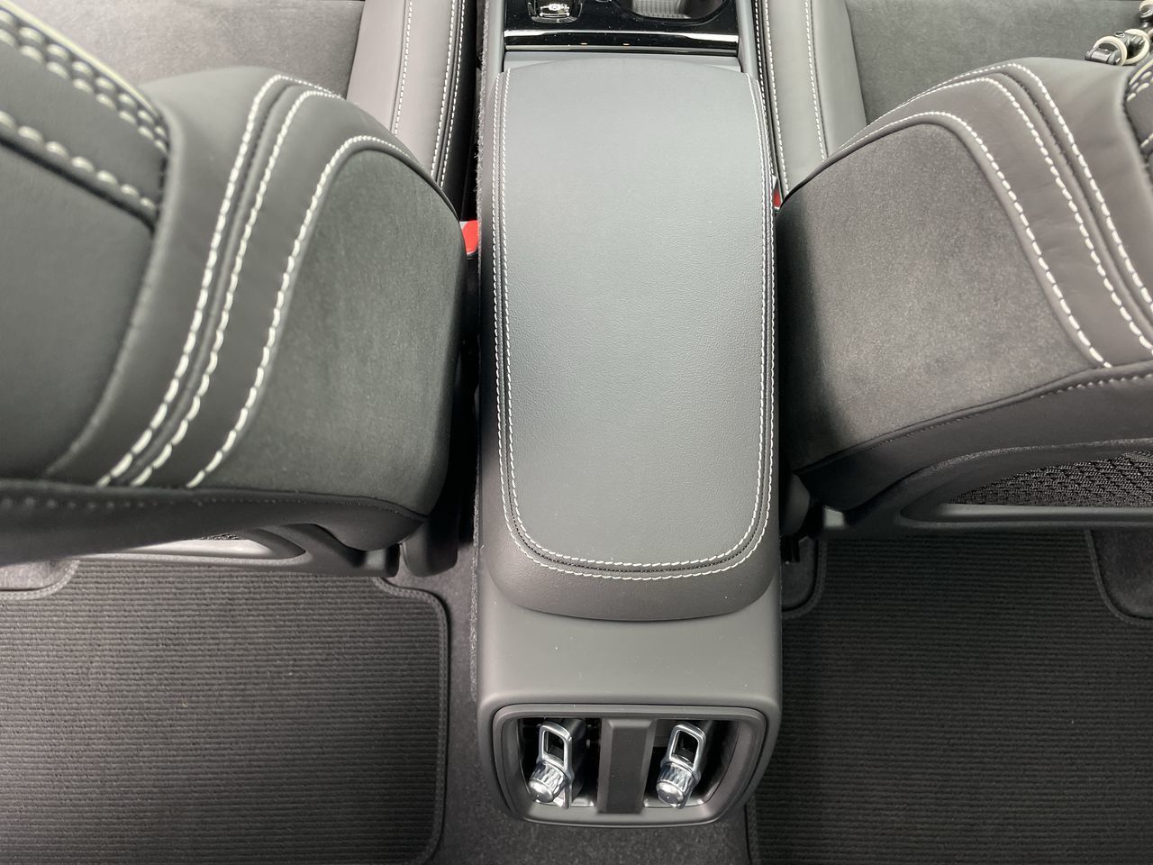 2022 Volvo XC40 in Richmond, British Columbia
