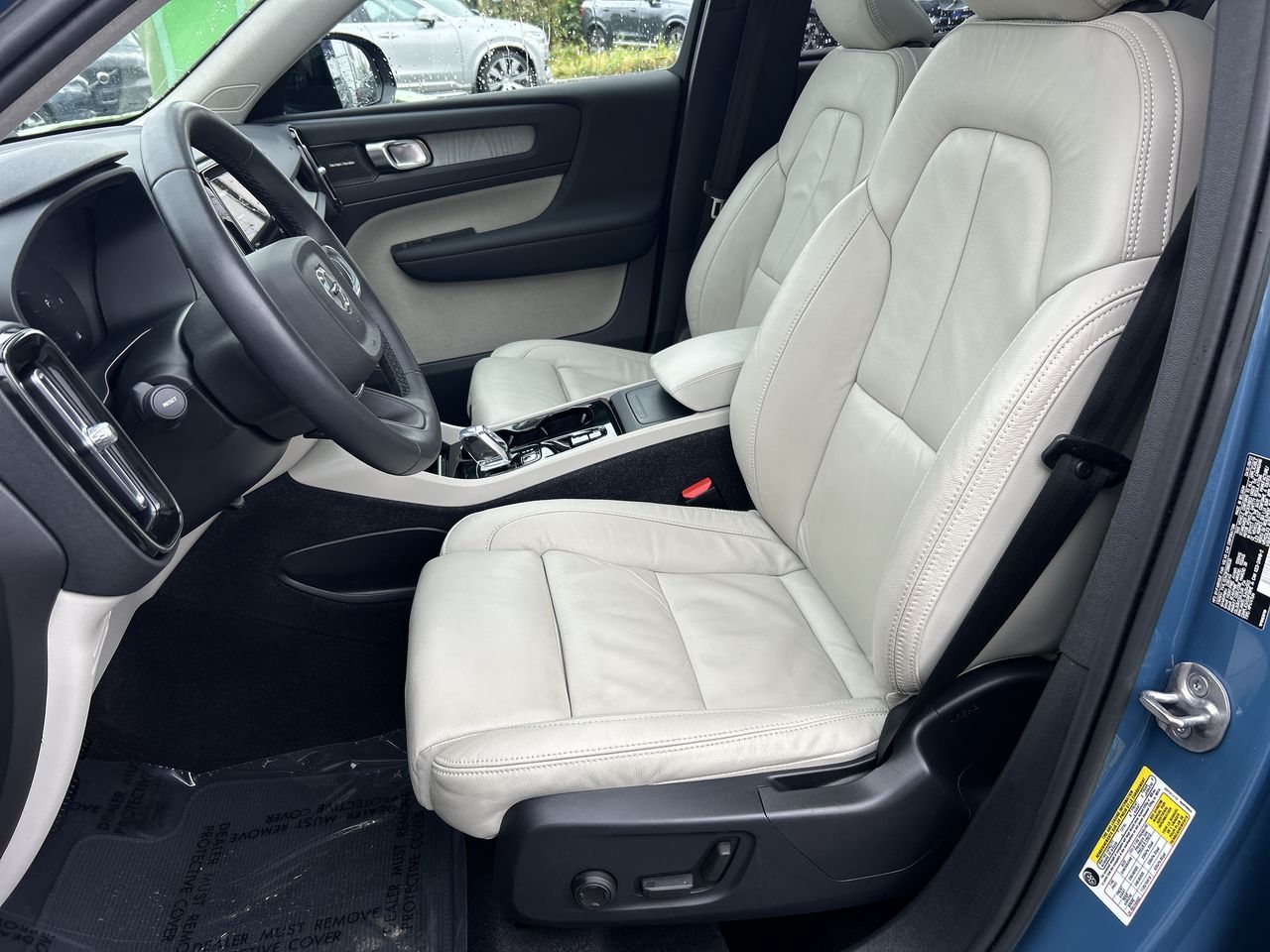 2023 Volvo XC40 in Richmond, British Columbia