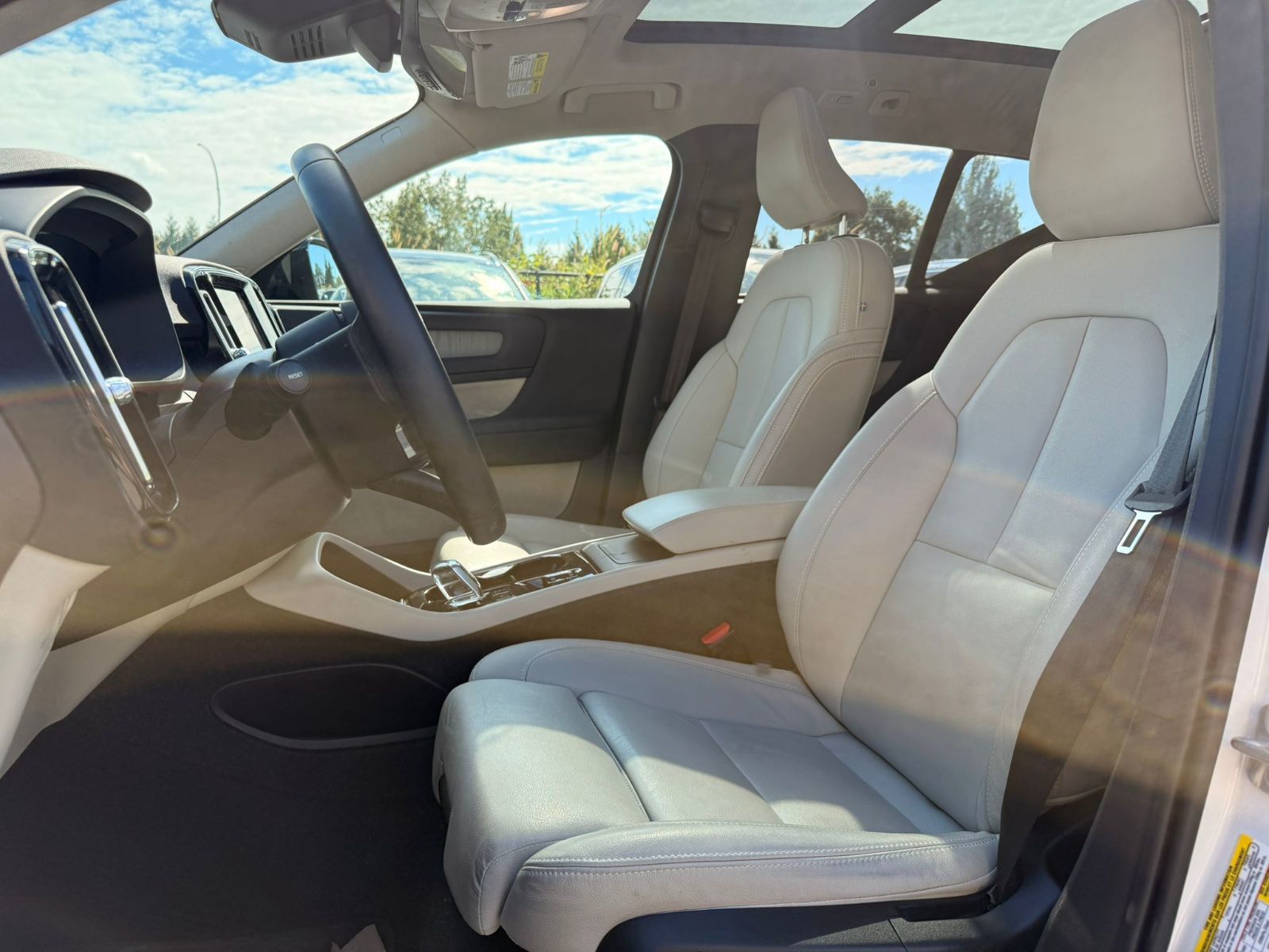 2024 Volvo XC40 in Richmond, British Columbia