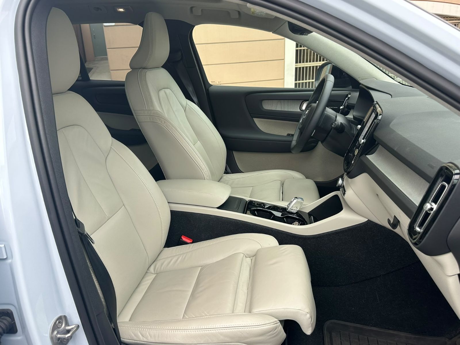 Volvo XC40  2024 à Richmond, Colombie-Britannique