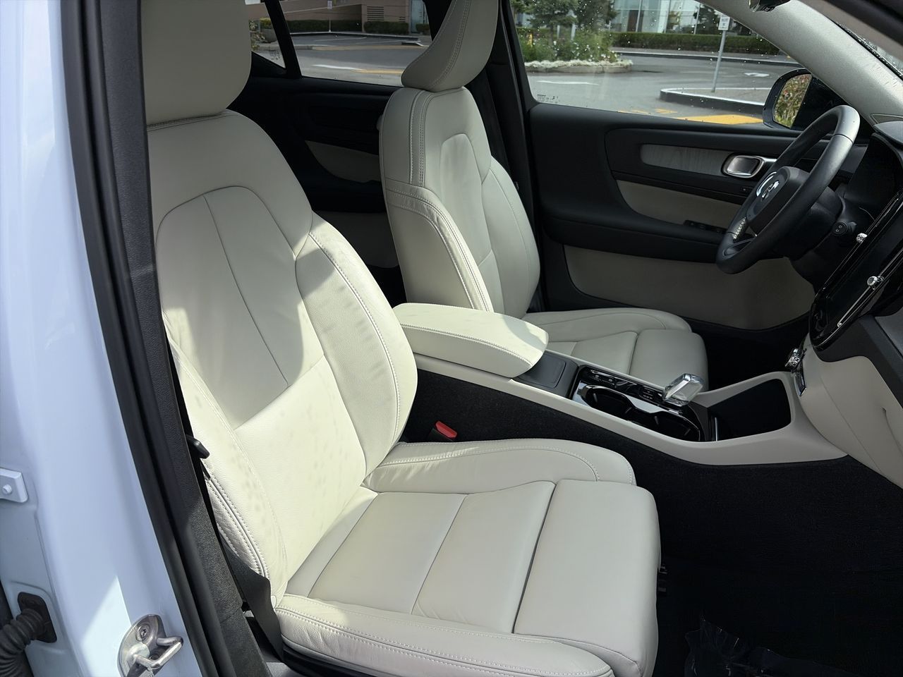 Volvo XC40  2024 à Richmond, Colombie-Britannique