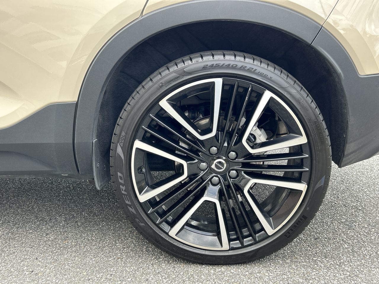 2025 Volvo XC40 in Richmond, British Columbia
