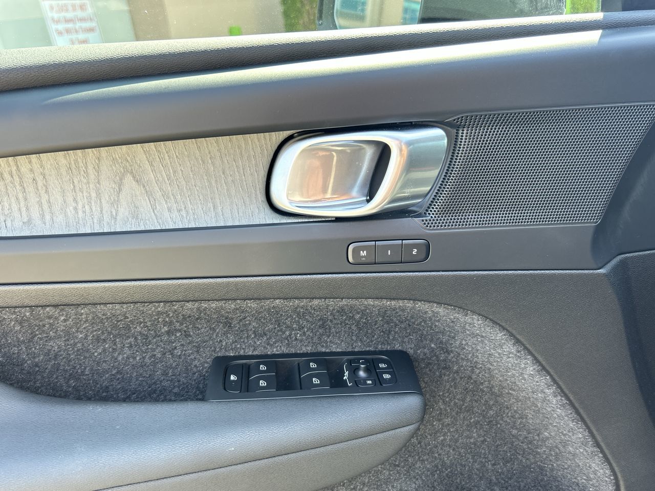 2025 Volvo XC40 in Richmond, British Columbia